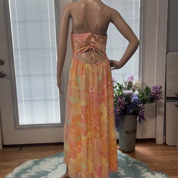 WAYF Cami Lace-Up Back Tiered Maxi Dress - Picture 6 of 9